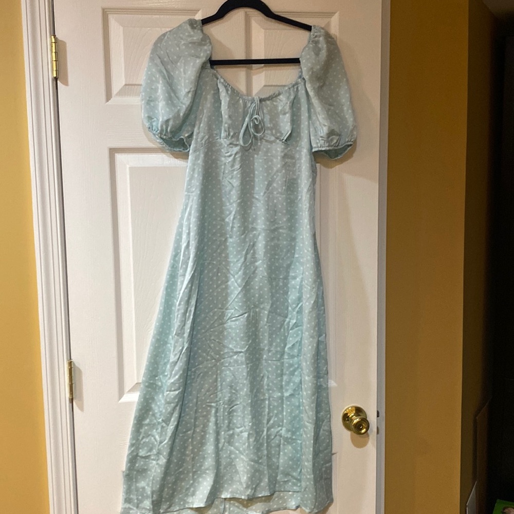 NEW WITH TAGS Francesca’s Light blue polka dot dress size large